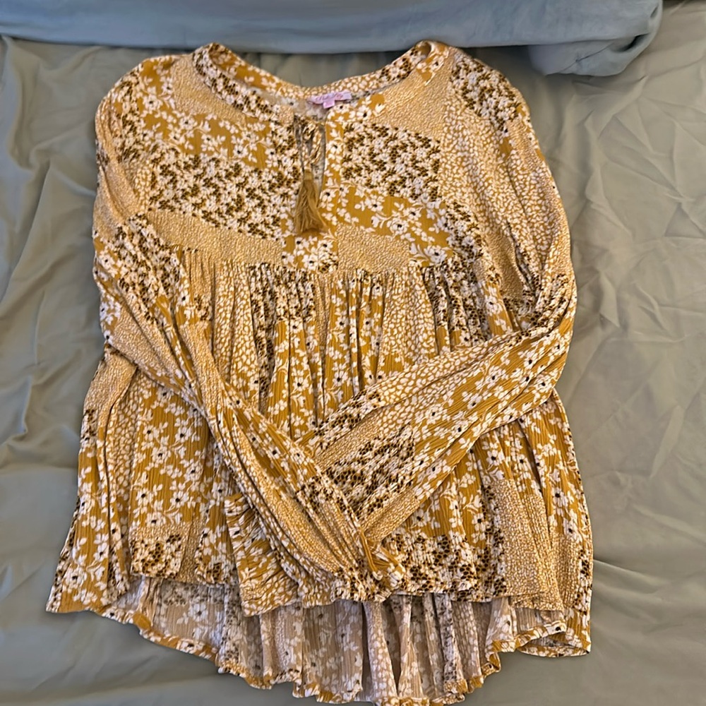 floral blouse